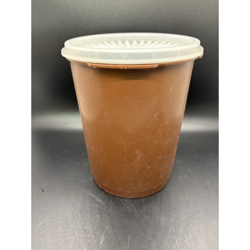 Vintage Brown‎ Tupperware Canister With Lid #809-8
